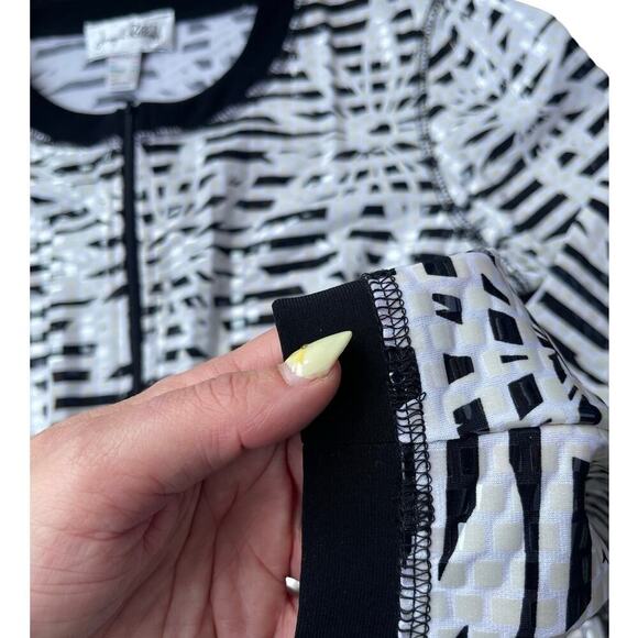 Joseph Ribkoff Full Zip Vinyl Shimmer Striped Floral Jacket Black White Size 12 - Picture 9 of 15